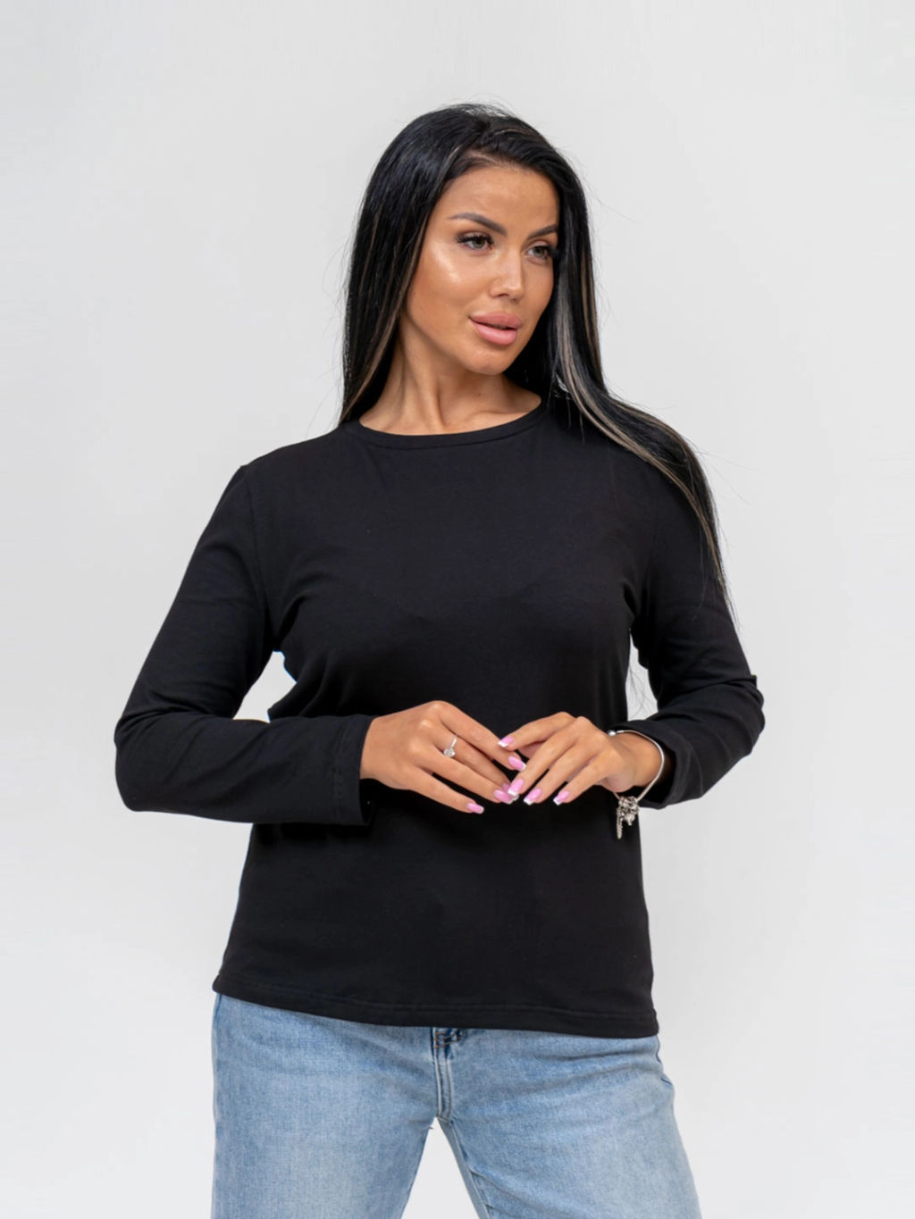 Лонгслив женский, цвет черный