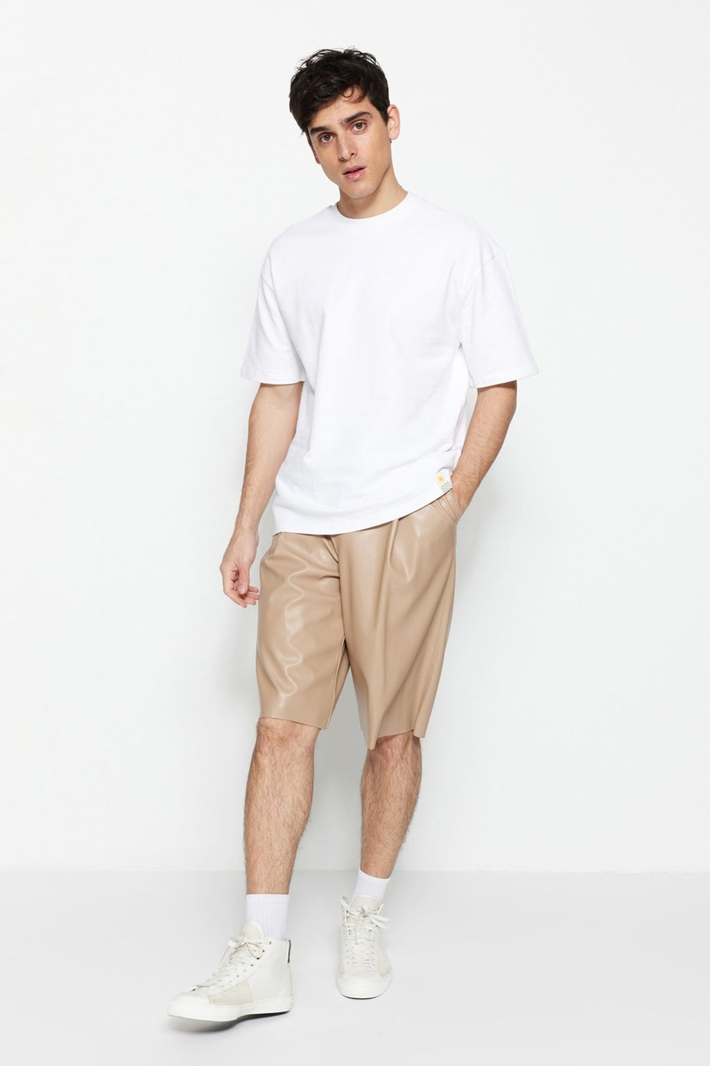 Beyaz Oversize %100 Pamuklu Etiketli Dokulu Basic Kal?n Tok T-Shirt TMNSS23TS00074