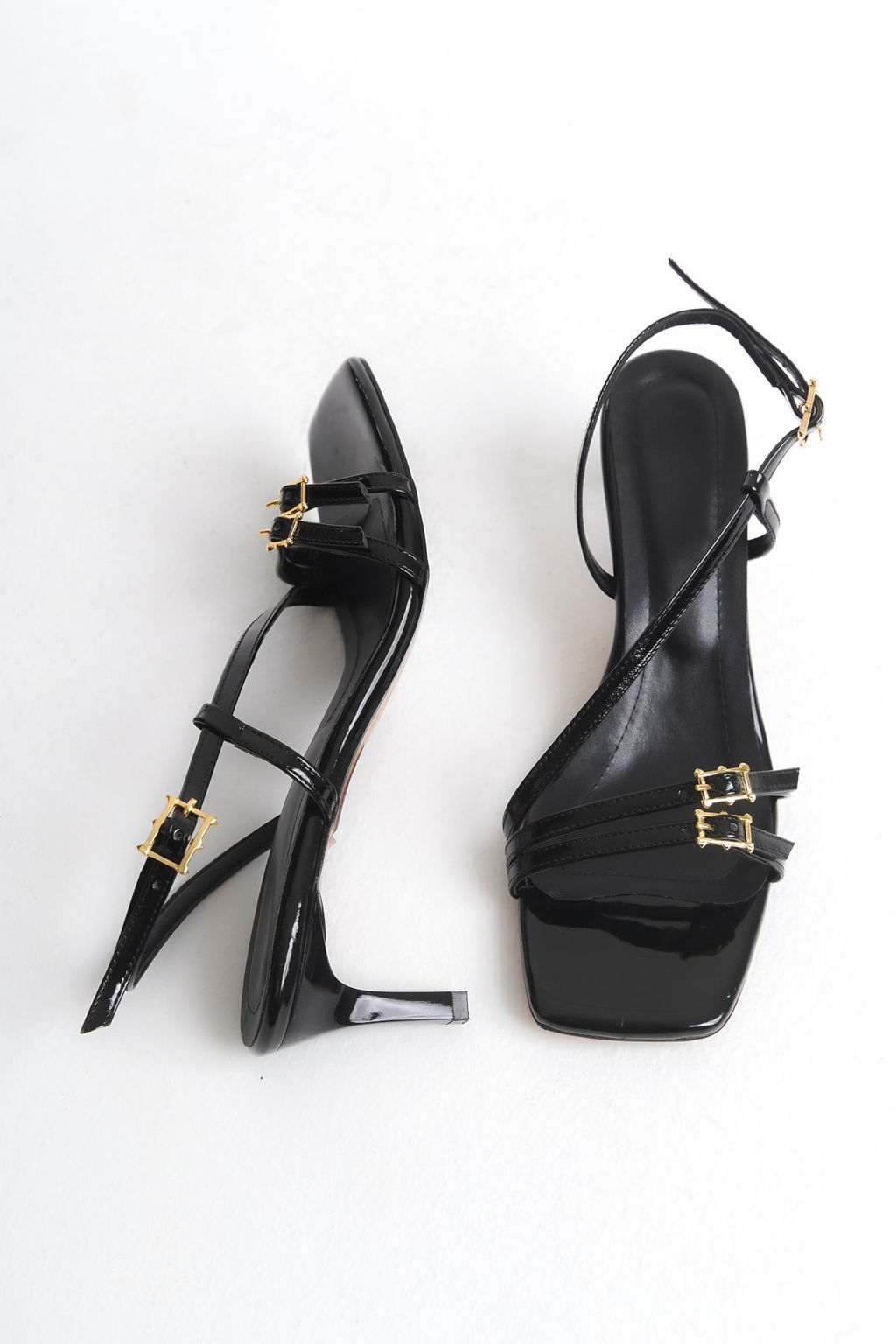 Trendyol Shoes Siyah Rugan Gold Tokal? Arkas? Ac?k Kad?n Topuklu Sandalet TAKSS25TO00017 - Trendyolmilla фото 7