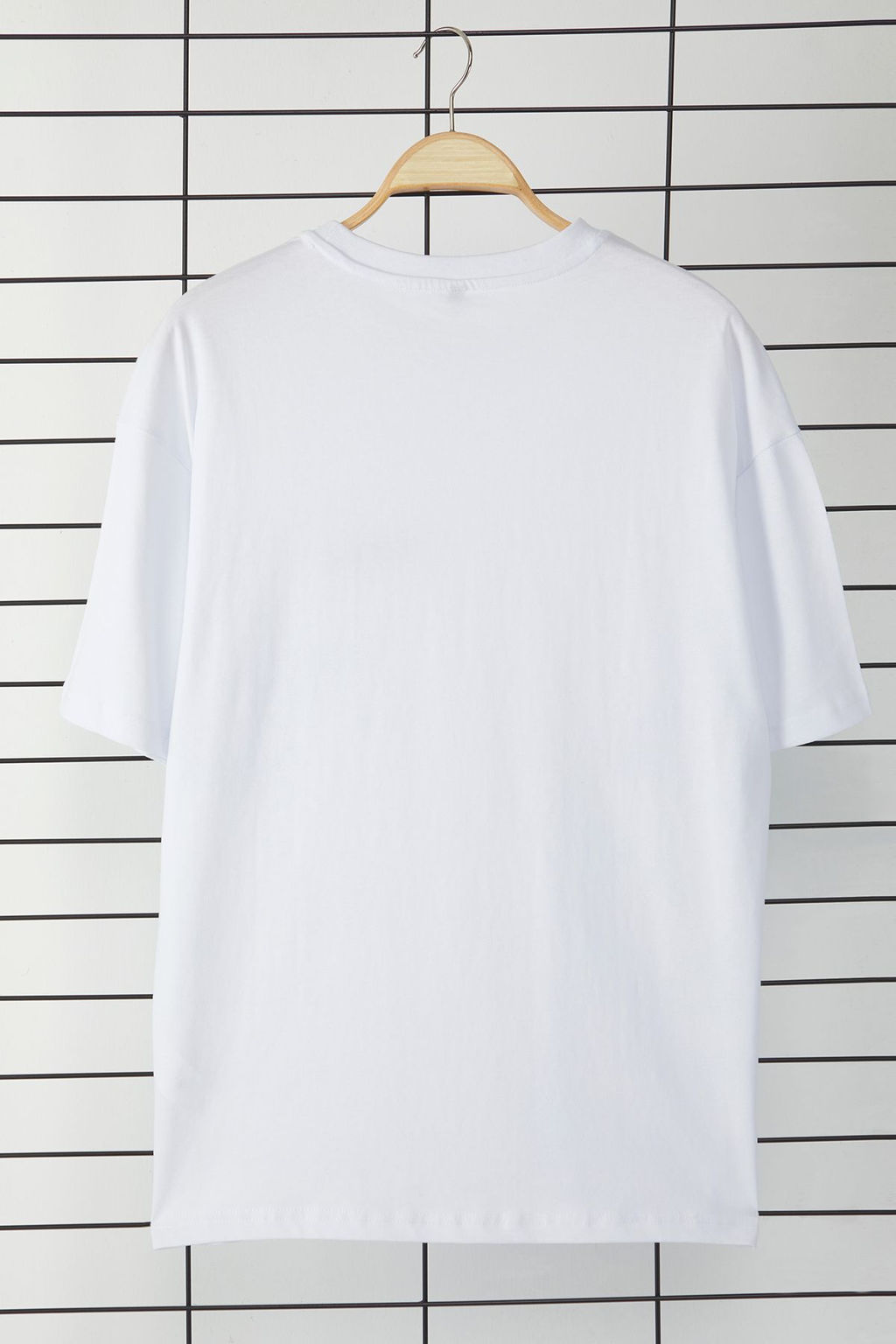 TRENDYOL MAN Beyaz Oversize/Genis Kesim %100 Pamuklu Cepli Nak?sl? T-Shirt TMNSS25TS00120 - Trendyolmilla фото 3