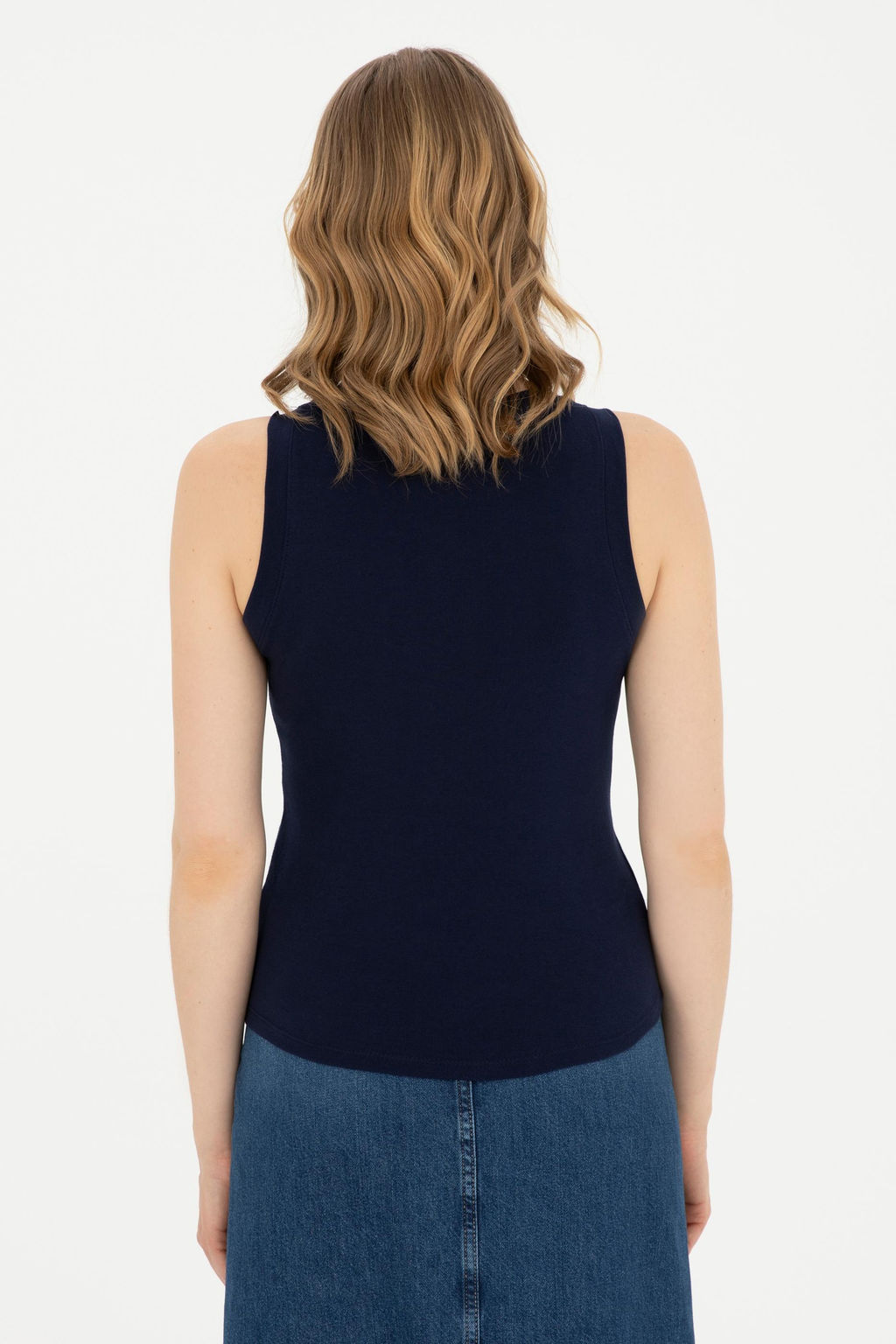 Женская базовая футболка без рукавов темно-синего цвета с круглым вырезом Неожиданная скидка в корзине - U.s. polo assn фото 5