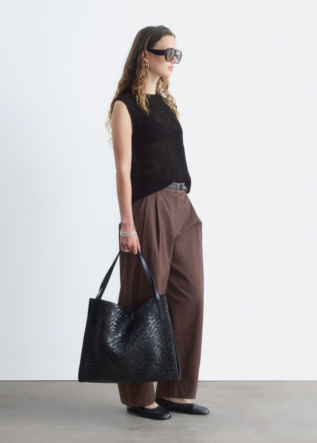 Pantalones recortados con perneras de barril
