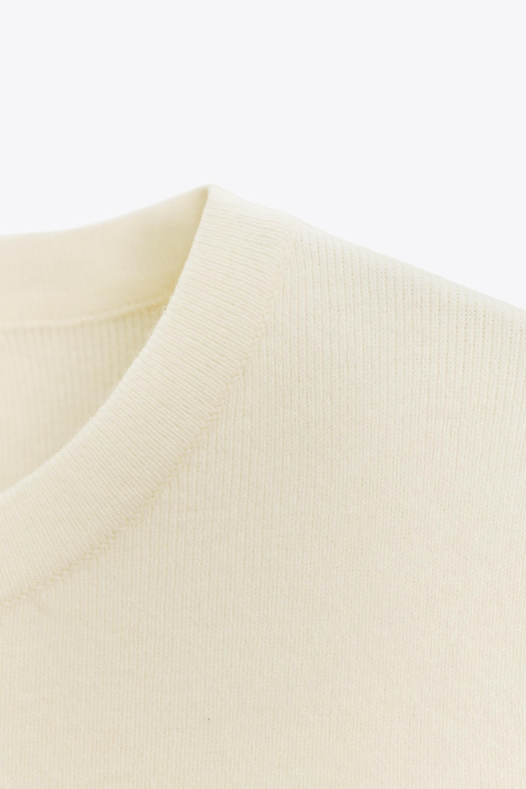 SOFT-TOUCH SHORT SLEEVE KNIT TOP - Zara фото 27