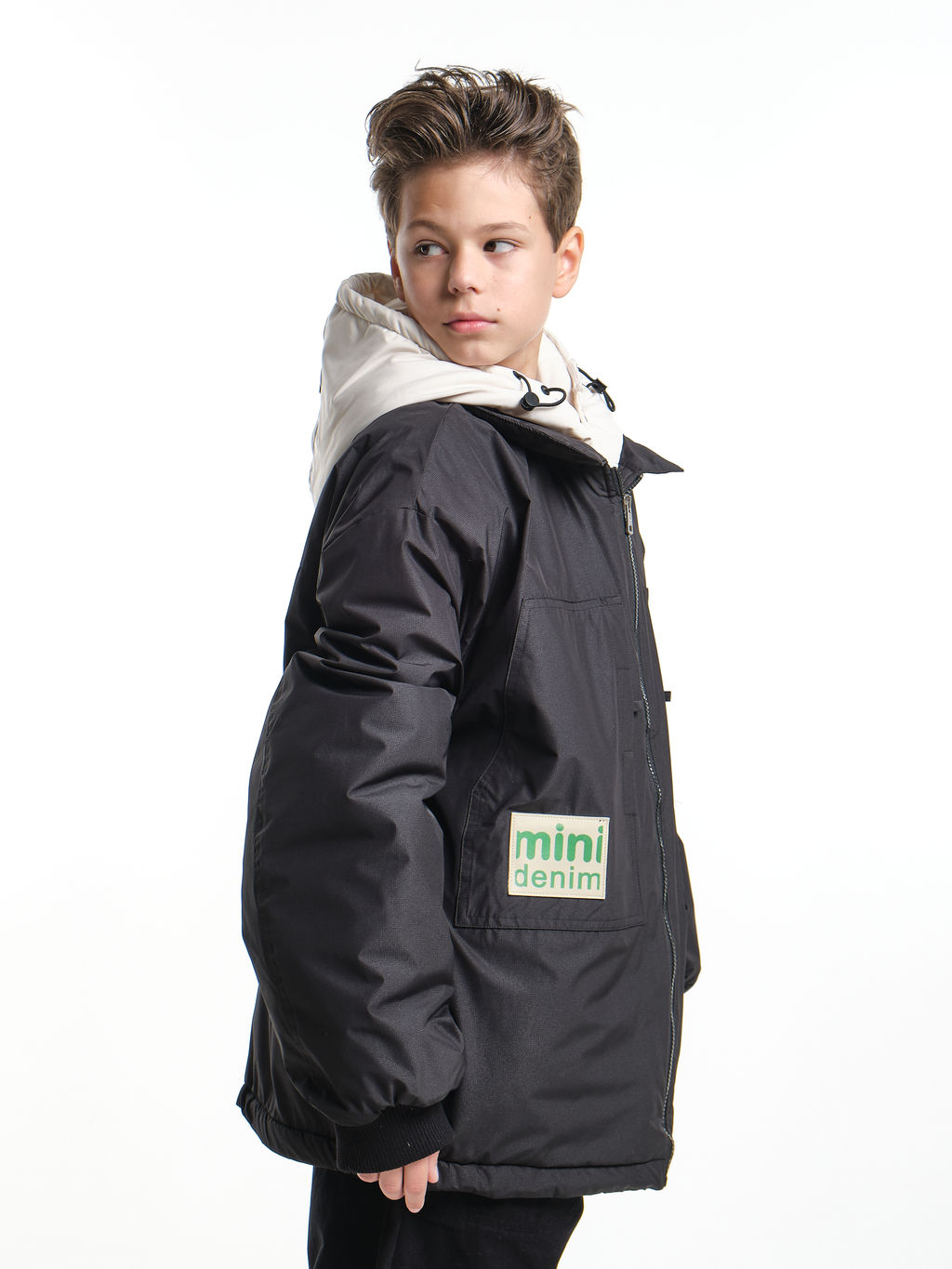 Куртка для мальчика утепленная 33-8215 черный
