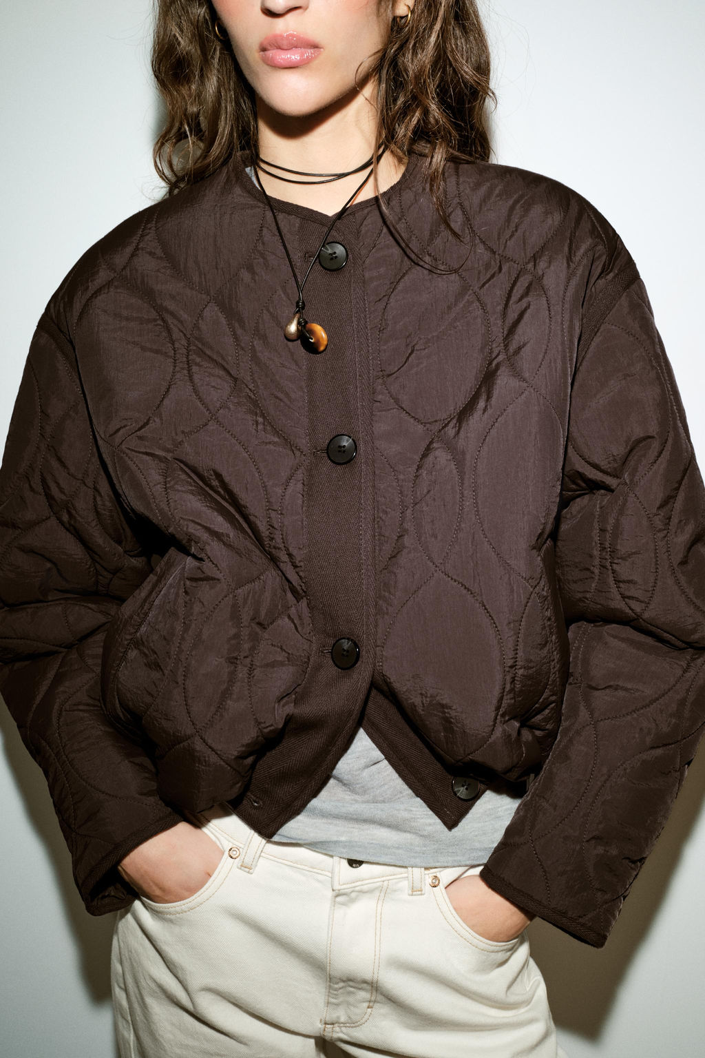 CAZADORA CORTA ACOLCHADA / Marr?n - Zara фото 3