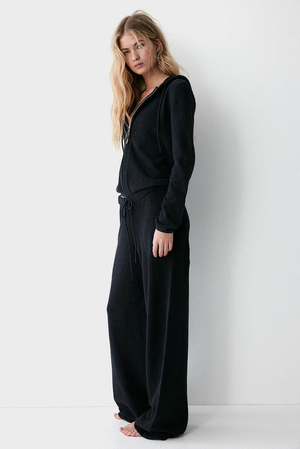 Chaqueta de chenilla con capucha y cremallera - H&m фото 5