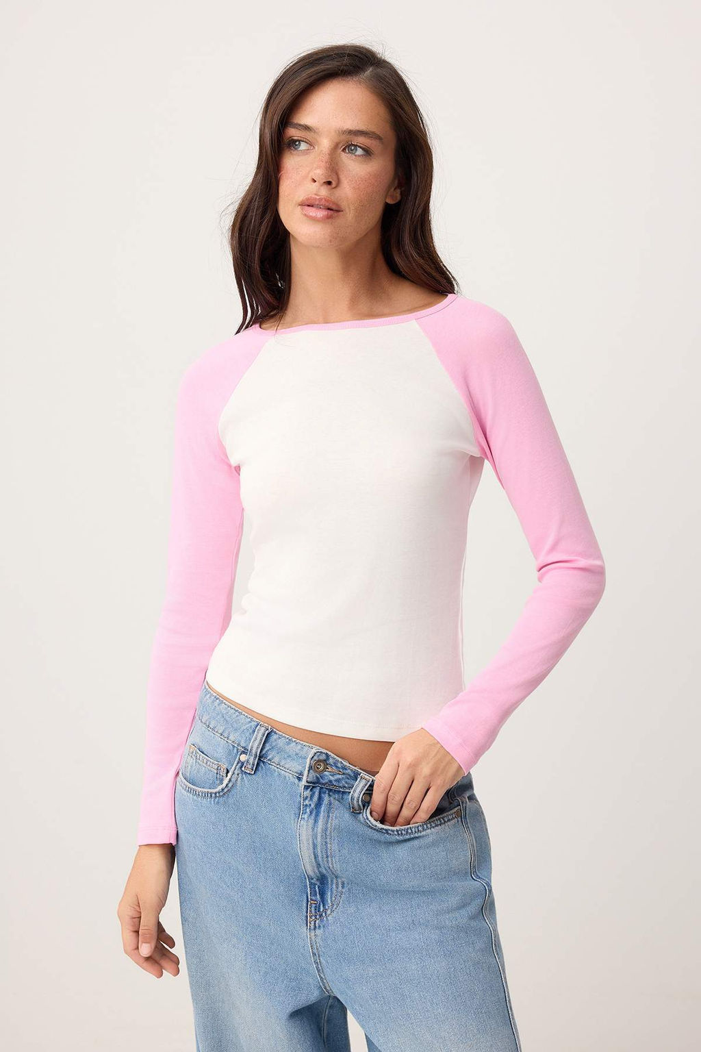 Ekru Duz Fitted Bisiklet Yaka Reglan Kol Uzun Pamuk Ribana Orme T-Shirt TWOSS26TS00237 - Trendyolmilla фото 2