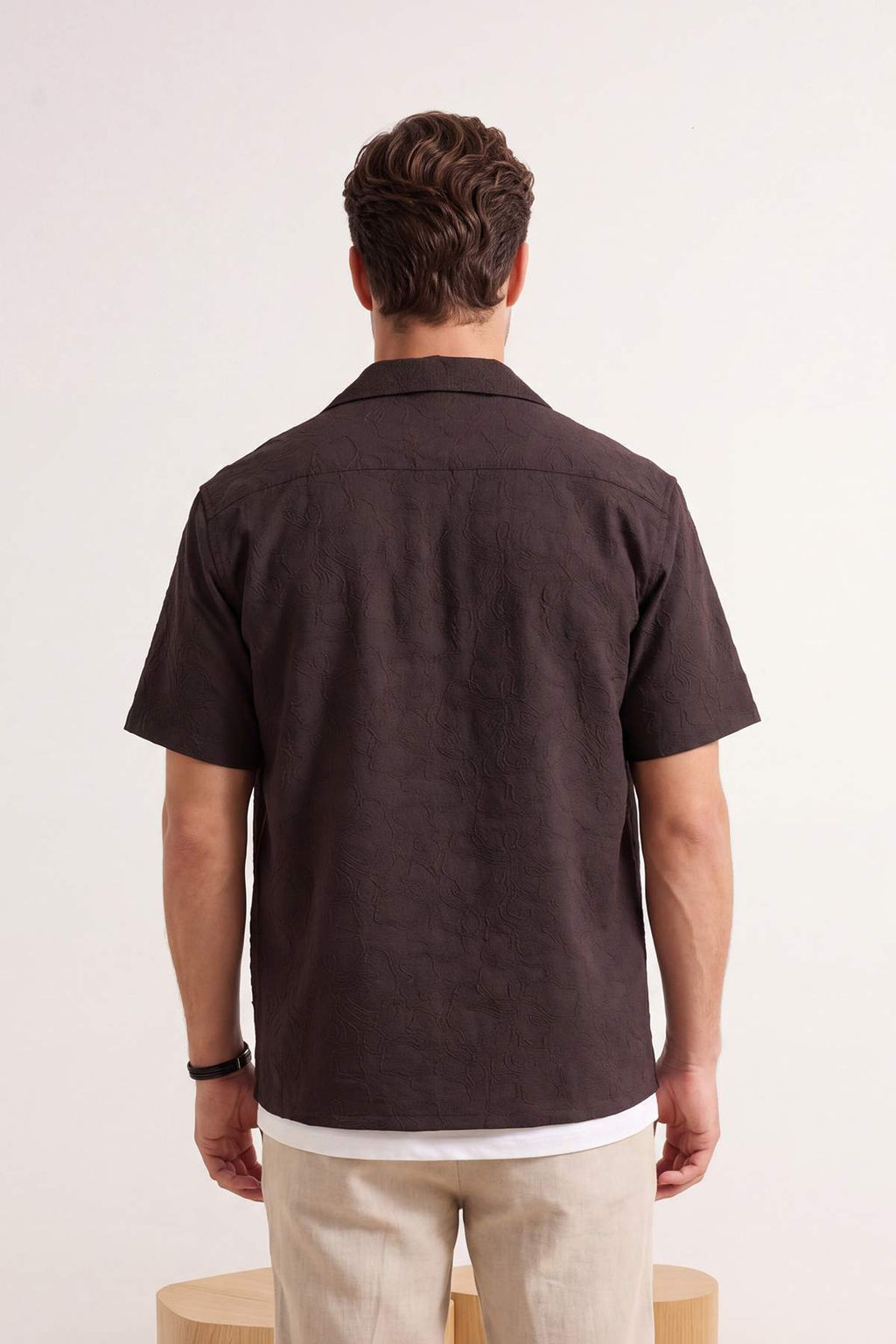 Bej Regular Fit Islemeli Nak?sl? Yazl?k Erkek Gomlek TMNSS25GO00081 - Trendyolmilla фото 14