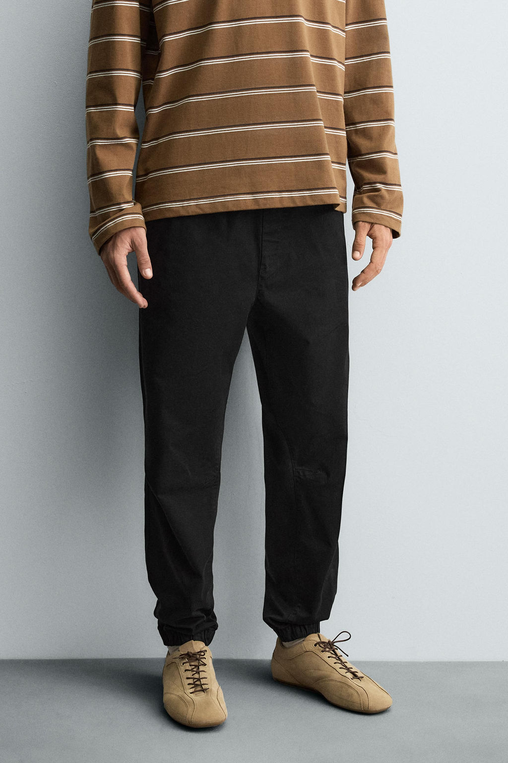 PANTAL?N CINTURA JOGGER SLIM FIT / Negro