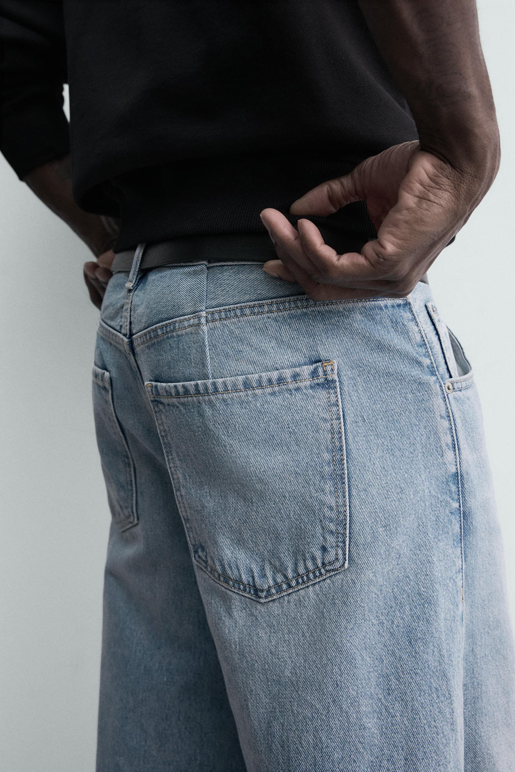 JEANS RELAXED BARREL FIT PINZAS / Azul claro - Zara фото 7