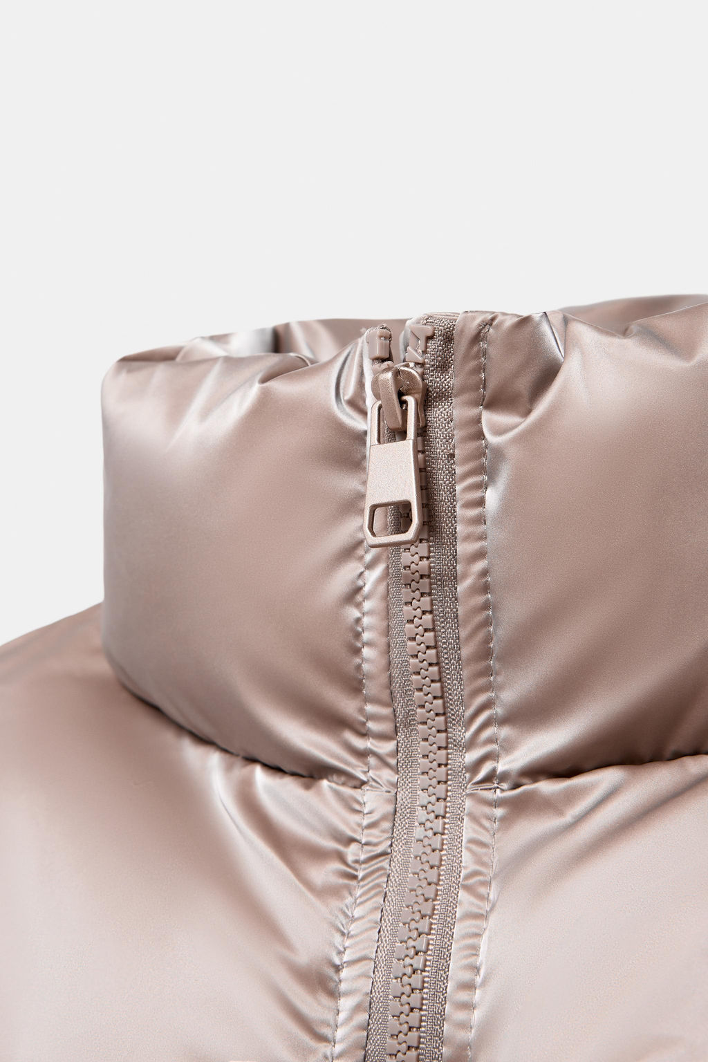 SHINY-EFFECT WATER-REPELLENT WINDPROOF ANORAK - Zara фото 6