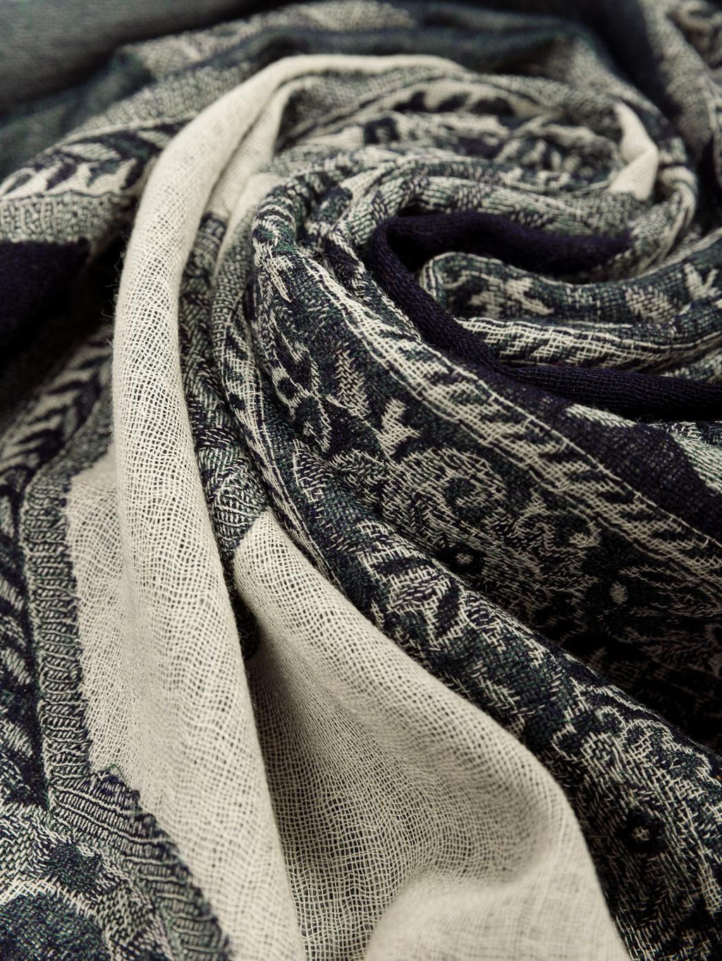 Палантин (шерсть100%)в ассортименте № Тк700/57 - Ганг фото 3