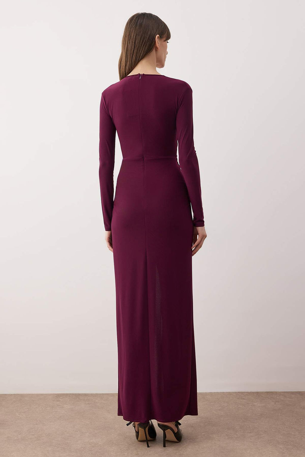 Bordo Kruvaze Yaka Orme Uzun S?k Abiye Gece Mezuniyet Y?lbas? Elbisesi TPRAW25AE00014