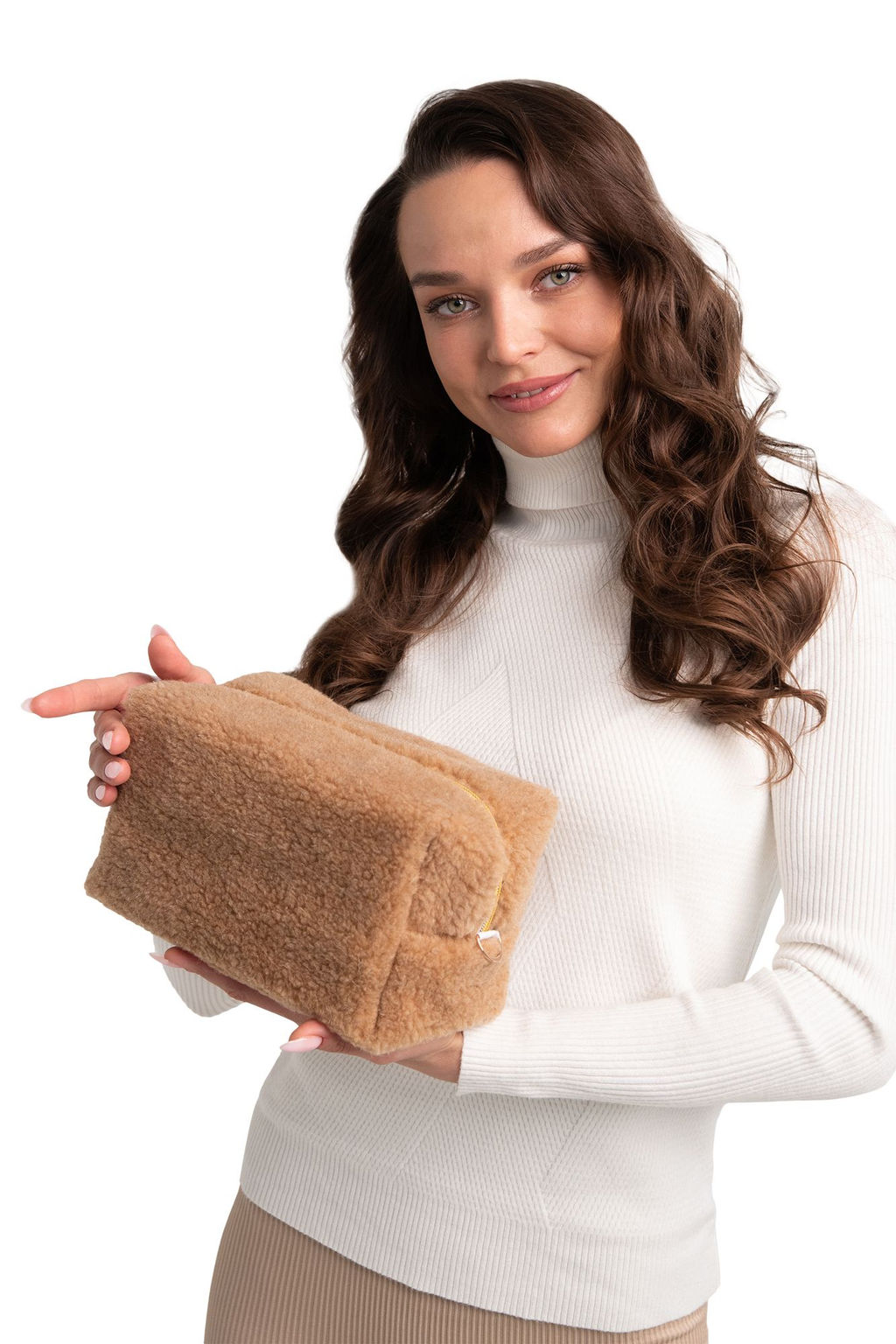 Косметичка меховая Тедди кемел