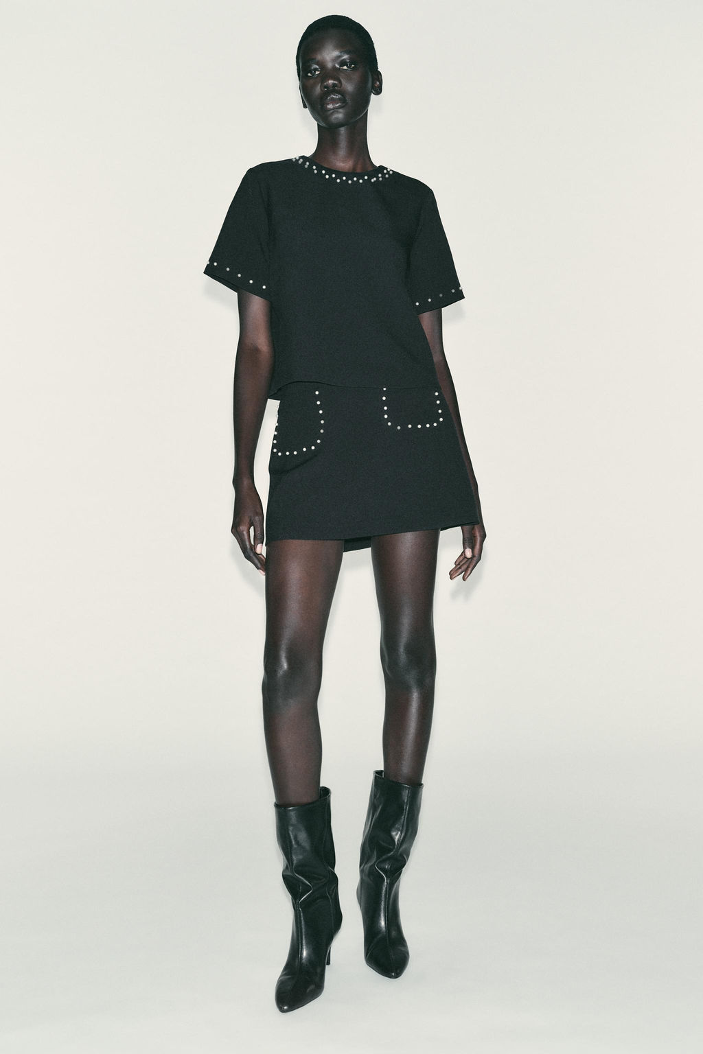 FAUX PEARL MINI SKIRT