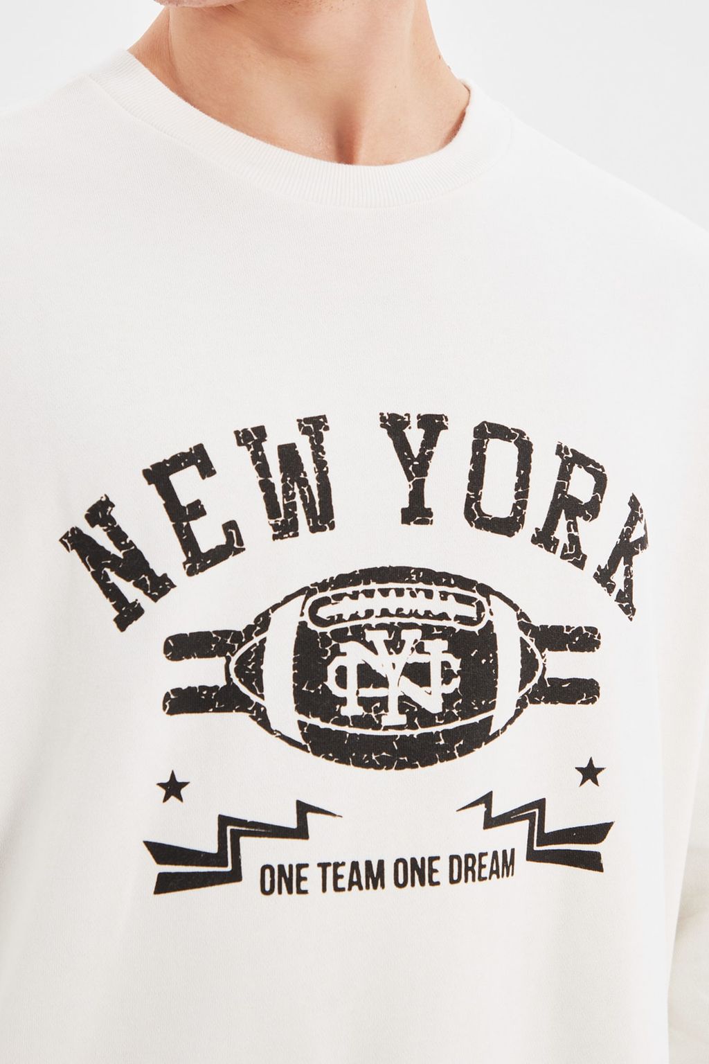 Ekru Oversize/Genis Kesim Uzun Kollu Bask?l? Sweatshirt TMNAW22SW0587 - Trendyolmilla фото 3