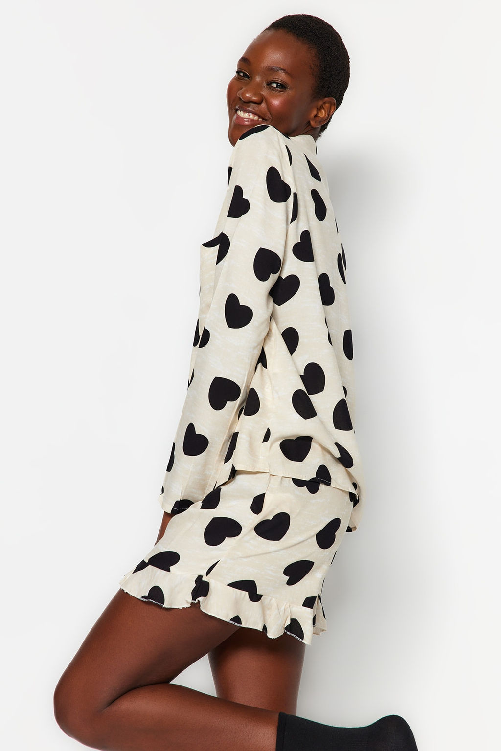 Trendyolmilla Siyah Kalpli F?rf?rl? Viskon Sortlu Dokuma Pijama Tak?m? THMAW21PT0043  фото 5