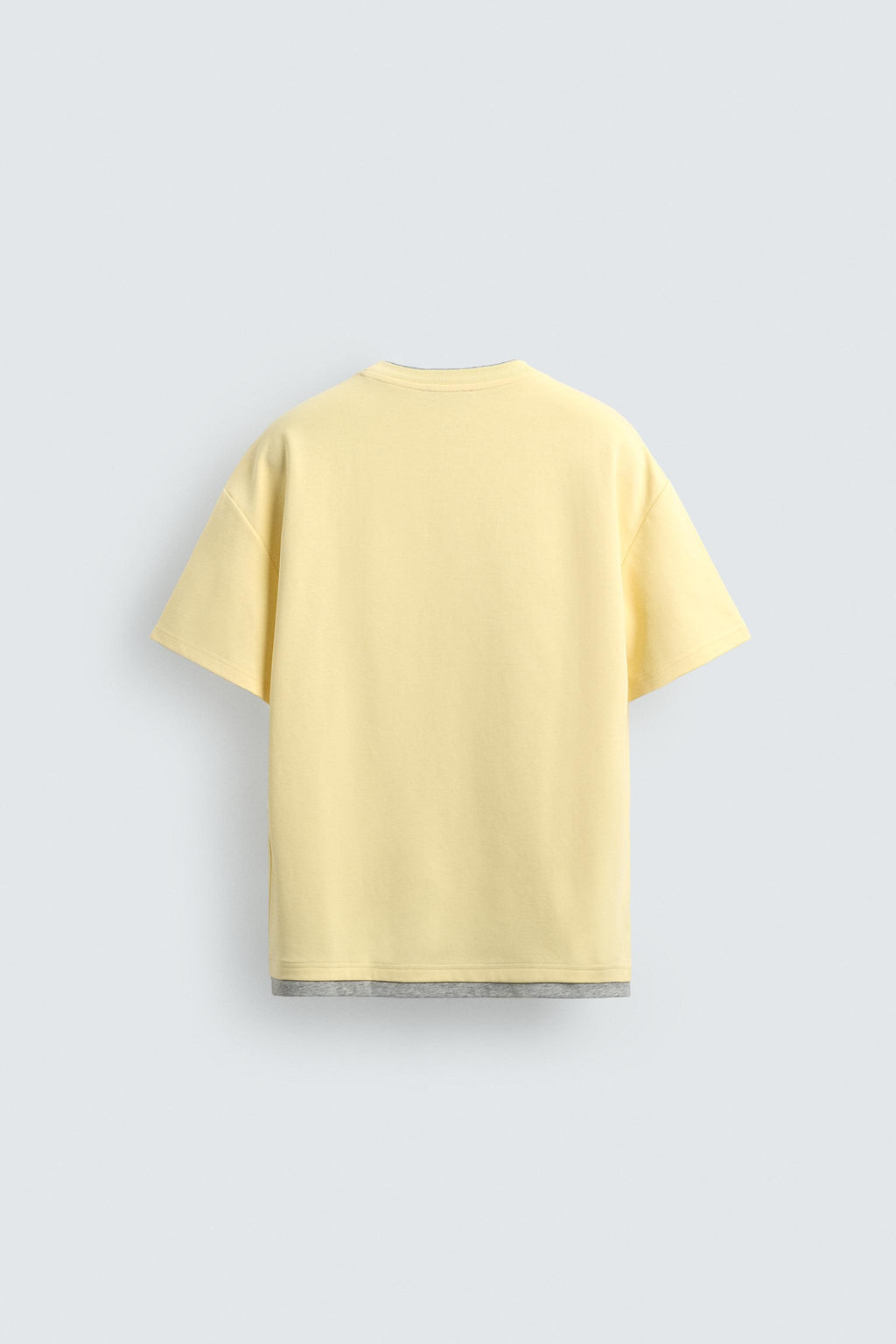 CAMISETA ACABADOS DOBLES CONTRASTE / Amarillo claro