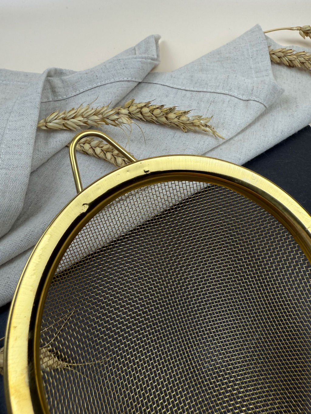 Цена за 2 шт. Сито золото 12см OLS-432-3