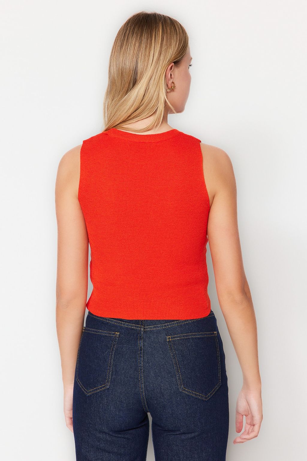 Turuncu Bisiklet Yaka Crop Bluz TWOSS21BZ0098