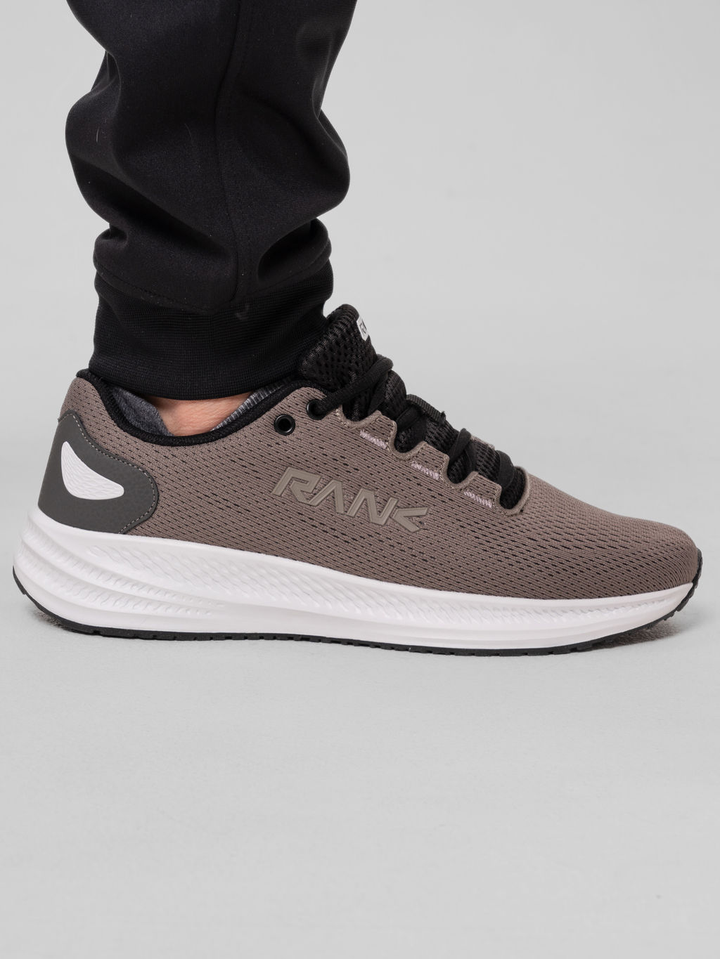 Кроссовки мужские