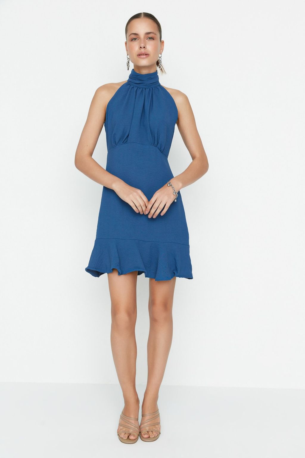 Haki Halter Yaka A Kesim Astarl? Mini Dokuma Elbise TWOSS21EL1538 - Trendyolmilla фото 6