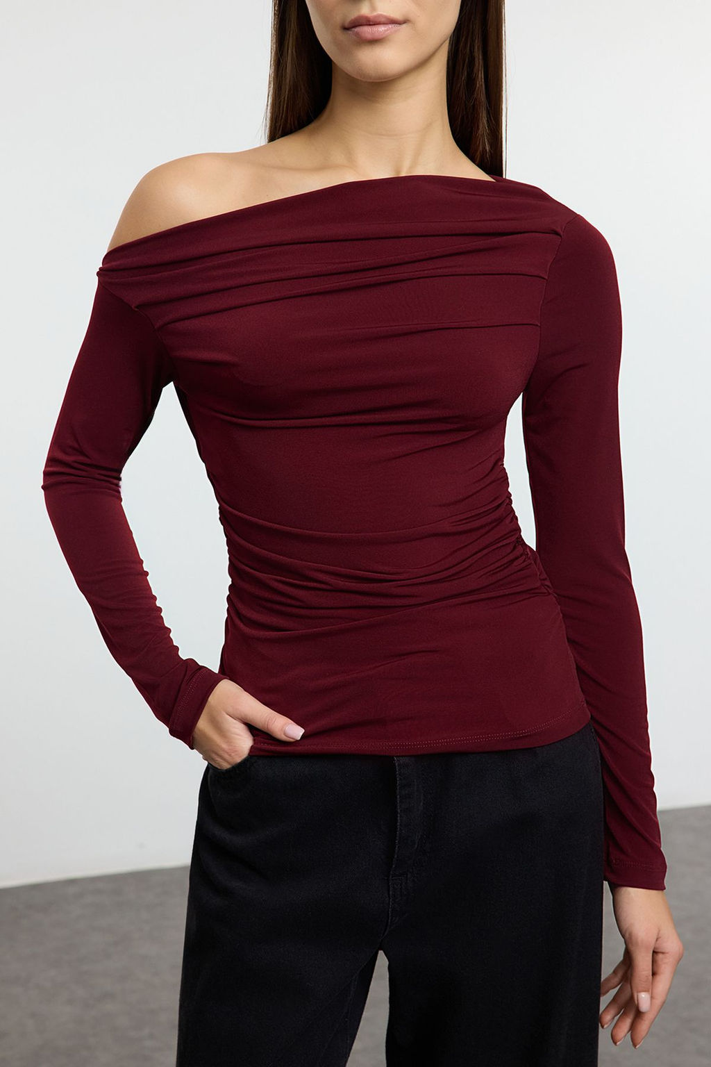 Bordo Buzgu/Drape Detayl? Fitted/Vucuda Oturan Uzun Kollu Esnek Orme Bluz TWOAW25BZ00248