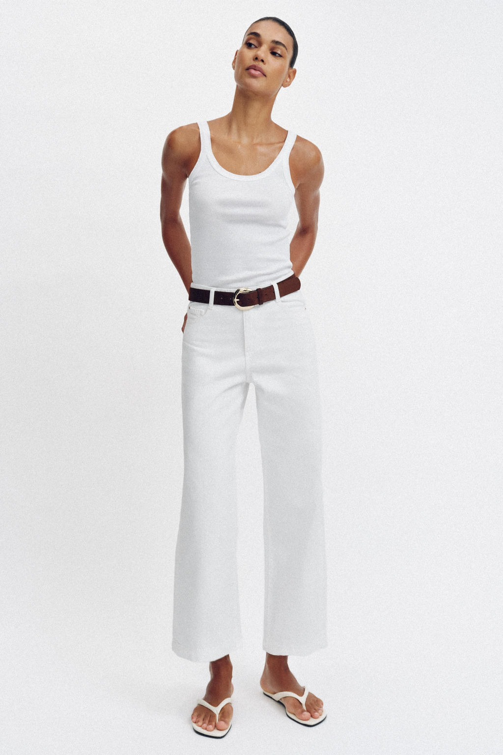 JEANS WIDE LEG CROPPED TIRO ALTO CINTUR?N / Blanco