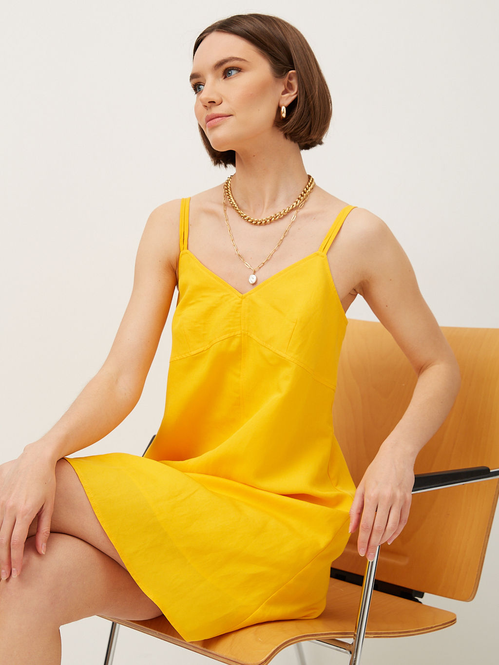 Платье мини на тонких бретелях с пуговицами по спинке - TO BE ONE фото 5