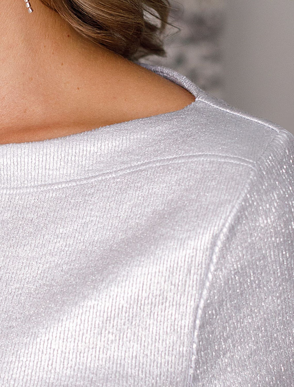 Футболка облегающая из хлопка в рубчик с вырезом лодочка с матовым покрытием металлик - Vilatte фото 2