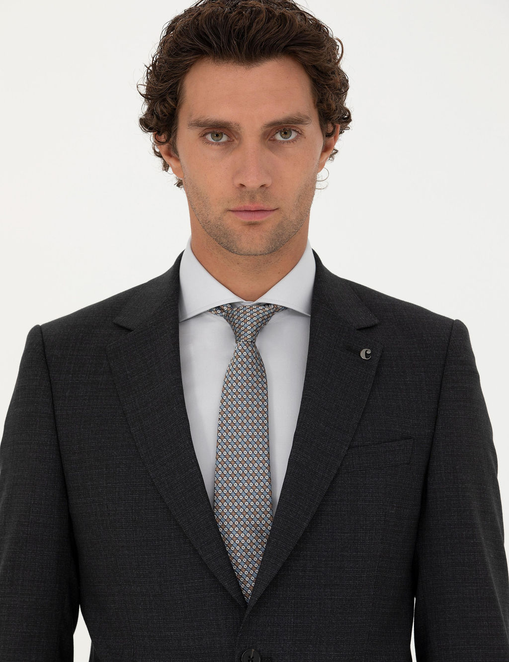 Черный костюм узкого кроя - Cacharel фото 2