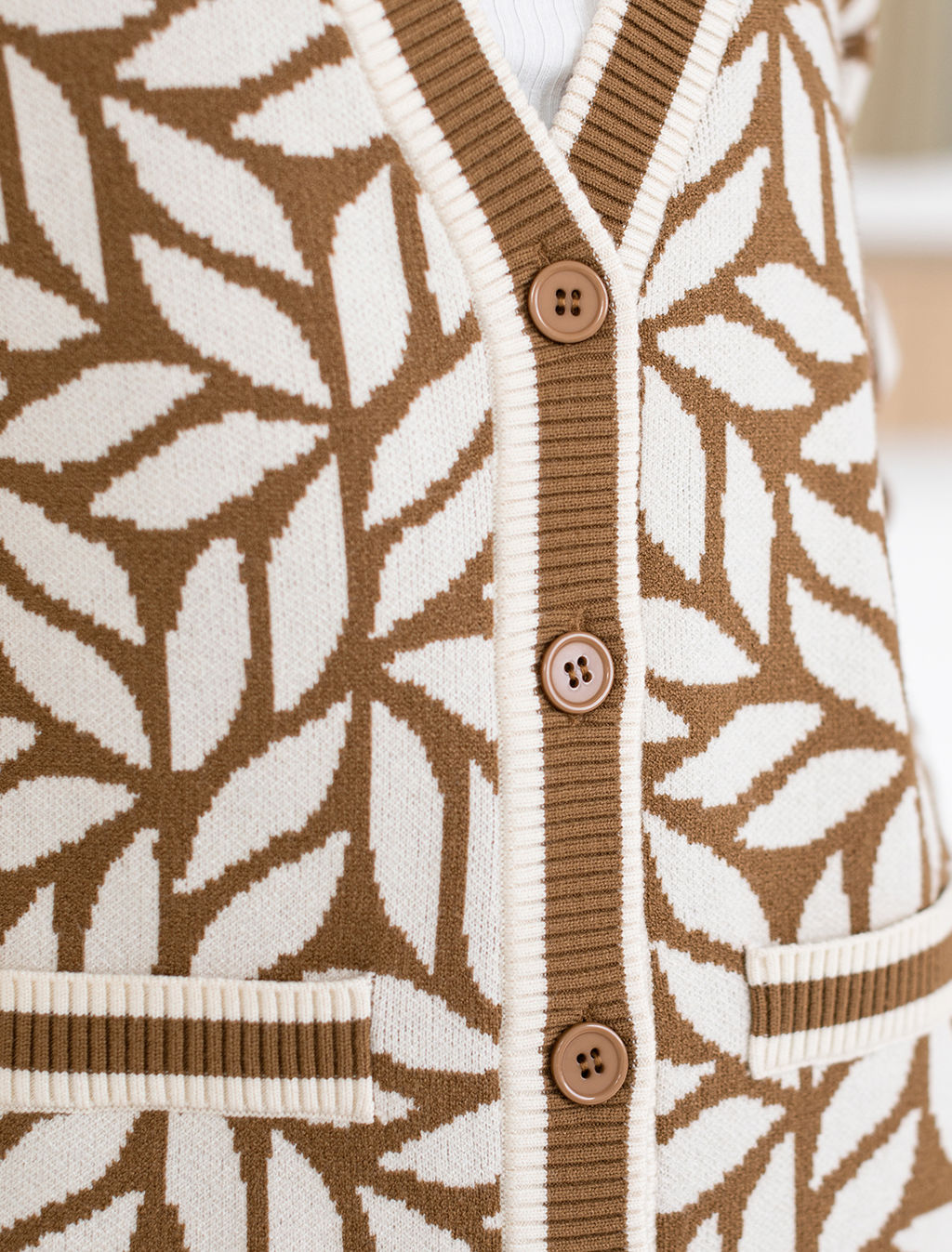 Кардиган Vilatte D31.130 из вискозы с кашемиром карамельно-бежевый  фото 2