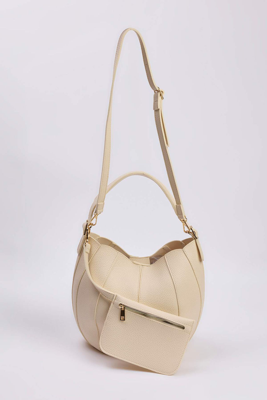 Bej Dikisli Yavrulu Kad?n El ve Omuz Kese canta TAKAW26OC00017