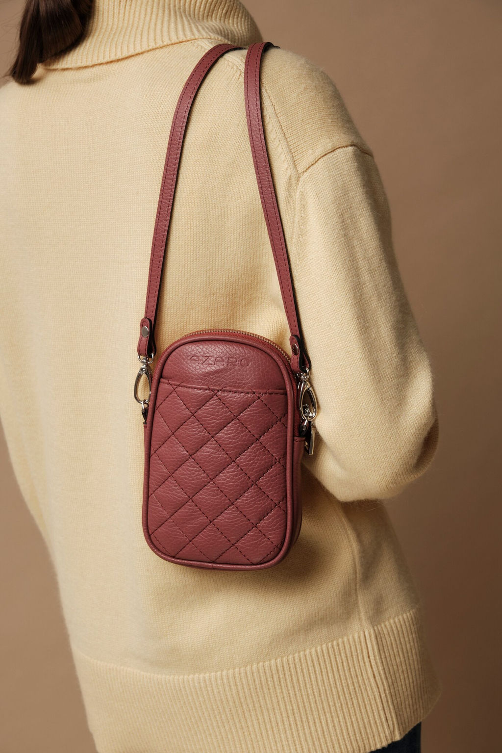 Сумка кожаная Azaro 30832 бордовая гуашь