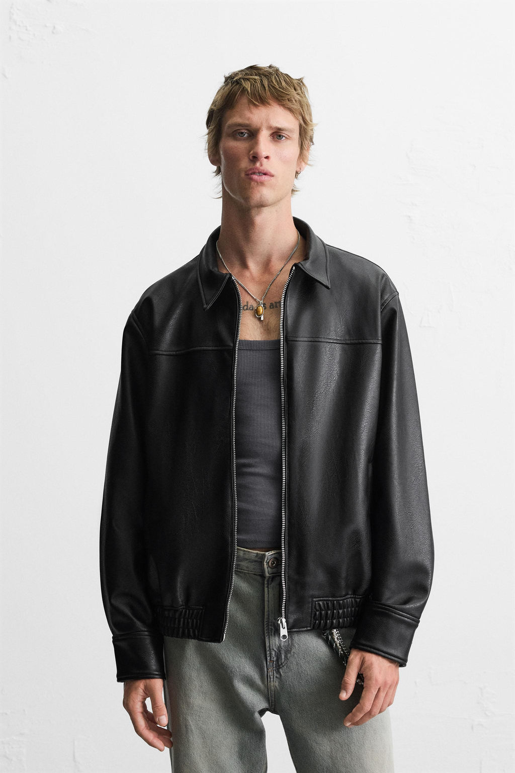 LEATHER EFFECT BOMBER JACKET - Zara фото 2