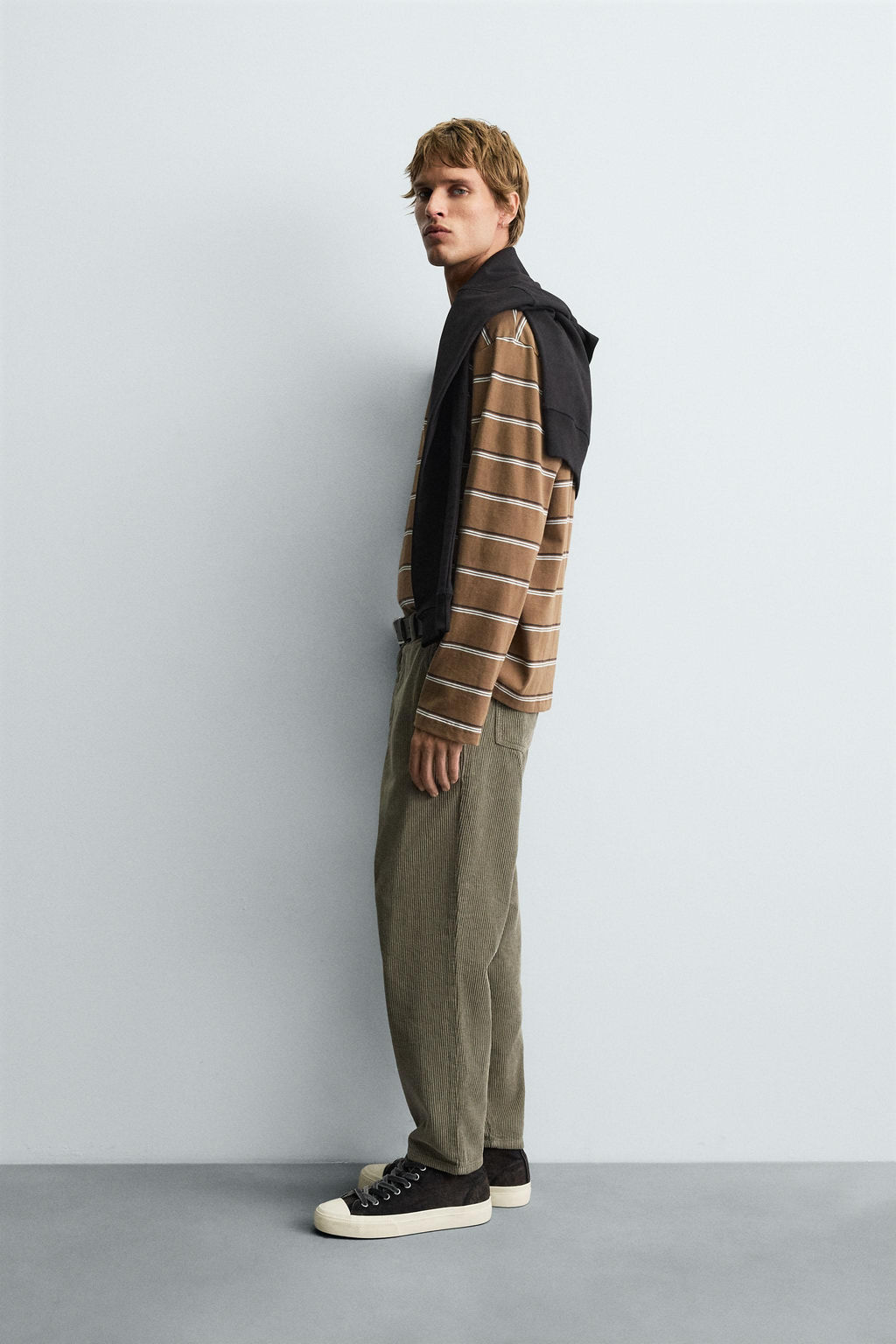 CARROT FIT CORDUROY TROUSERS - Zara фото 4