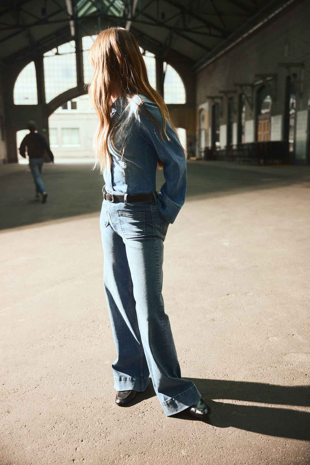 Camisa denim entallada - H&m фото 4