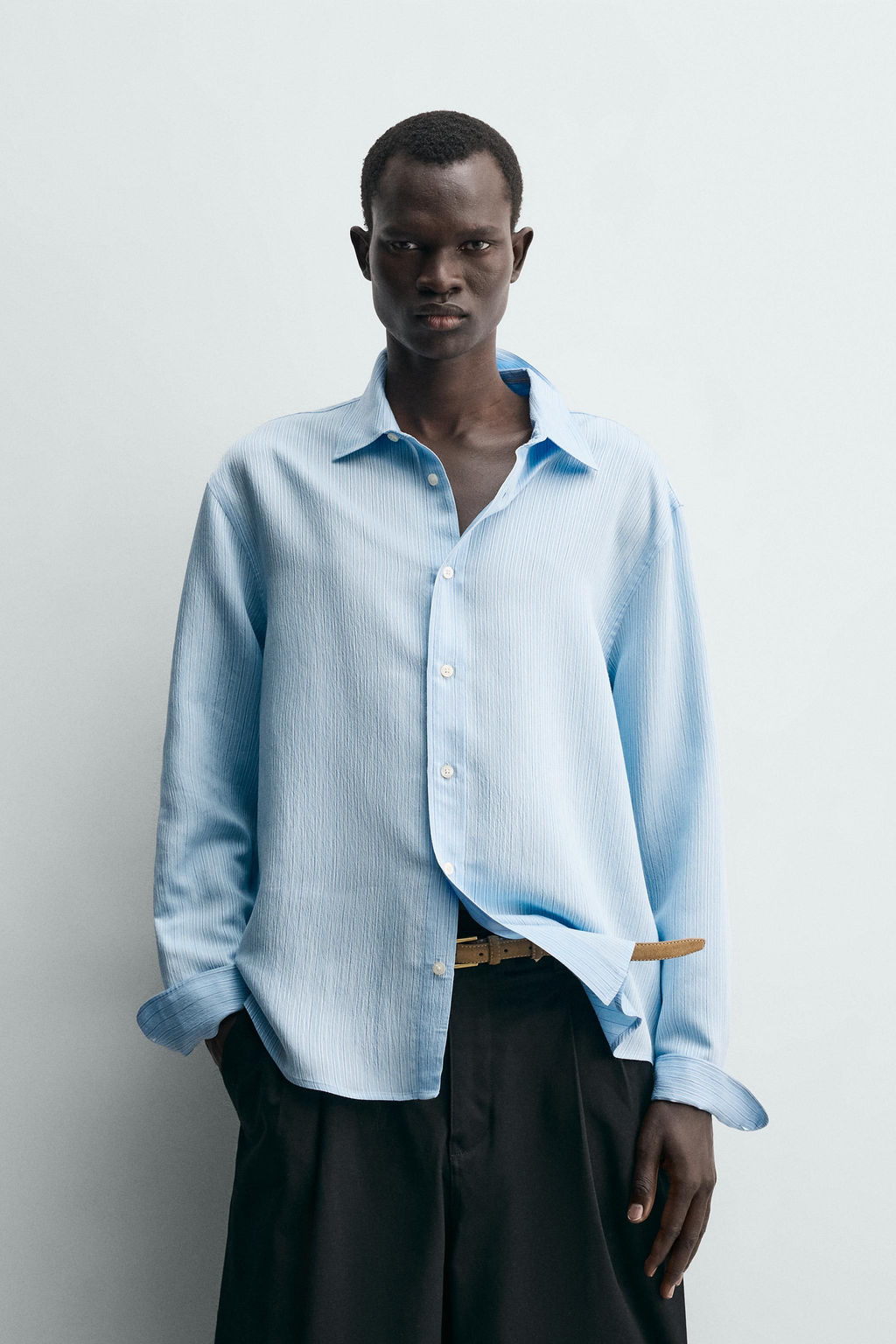 CAMISA FLUIDA RAYAS / Azul claro - Zara фото 2