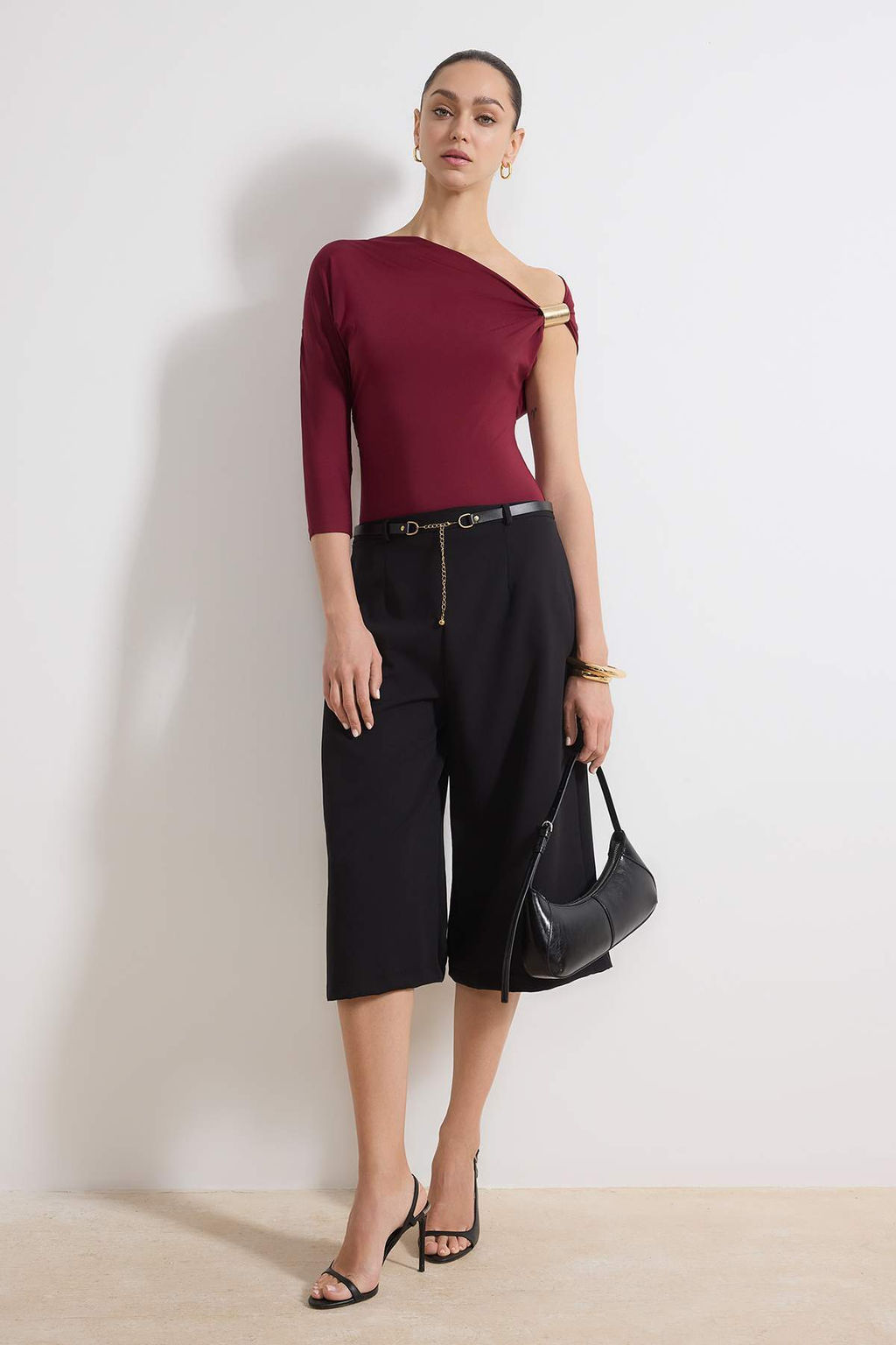 Murdum Fitted/Vucuda Oturan Asimetrik Yaka Aksesuar Detayl? Esnek Orme Bluz TWOSS26BZ00264 - Trendyolmilla фото 2