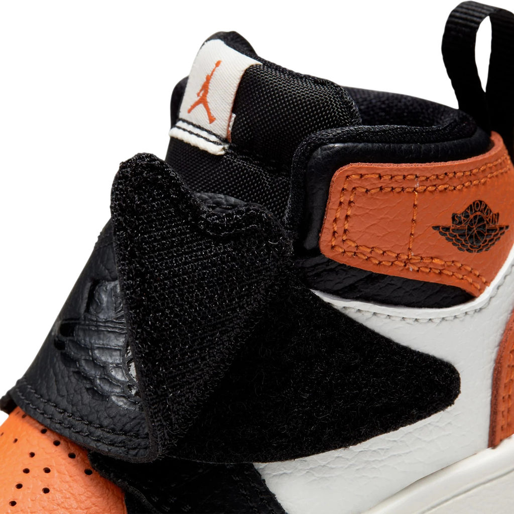 Кроссовки детские