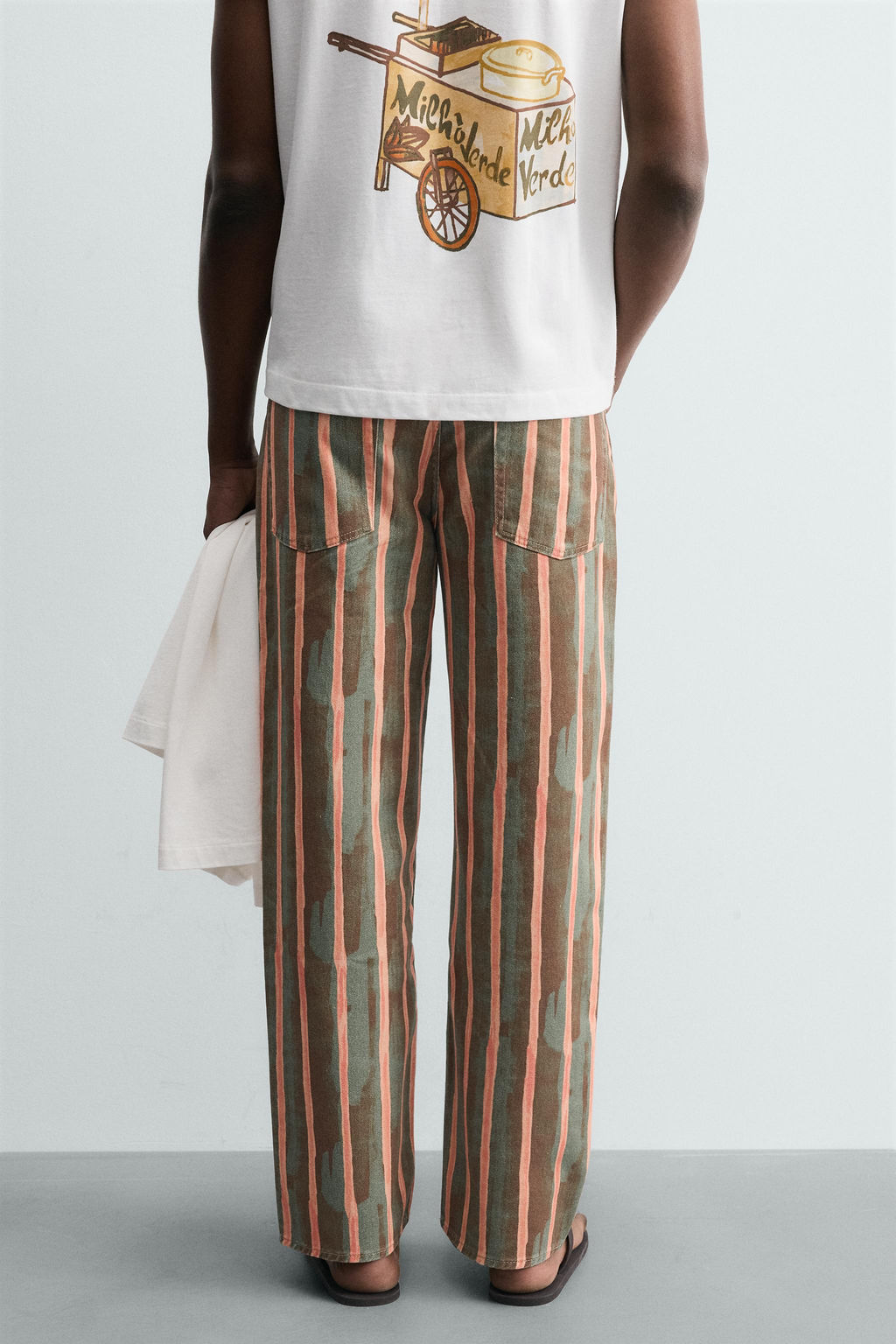 JEANS RELAXED FIT ESTAMPADO GEOM?TRICO / Verde medio - Zara фото 3