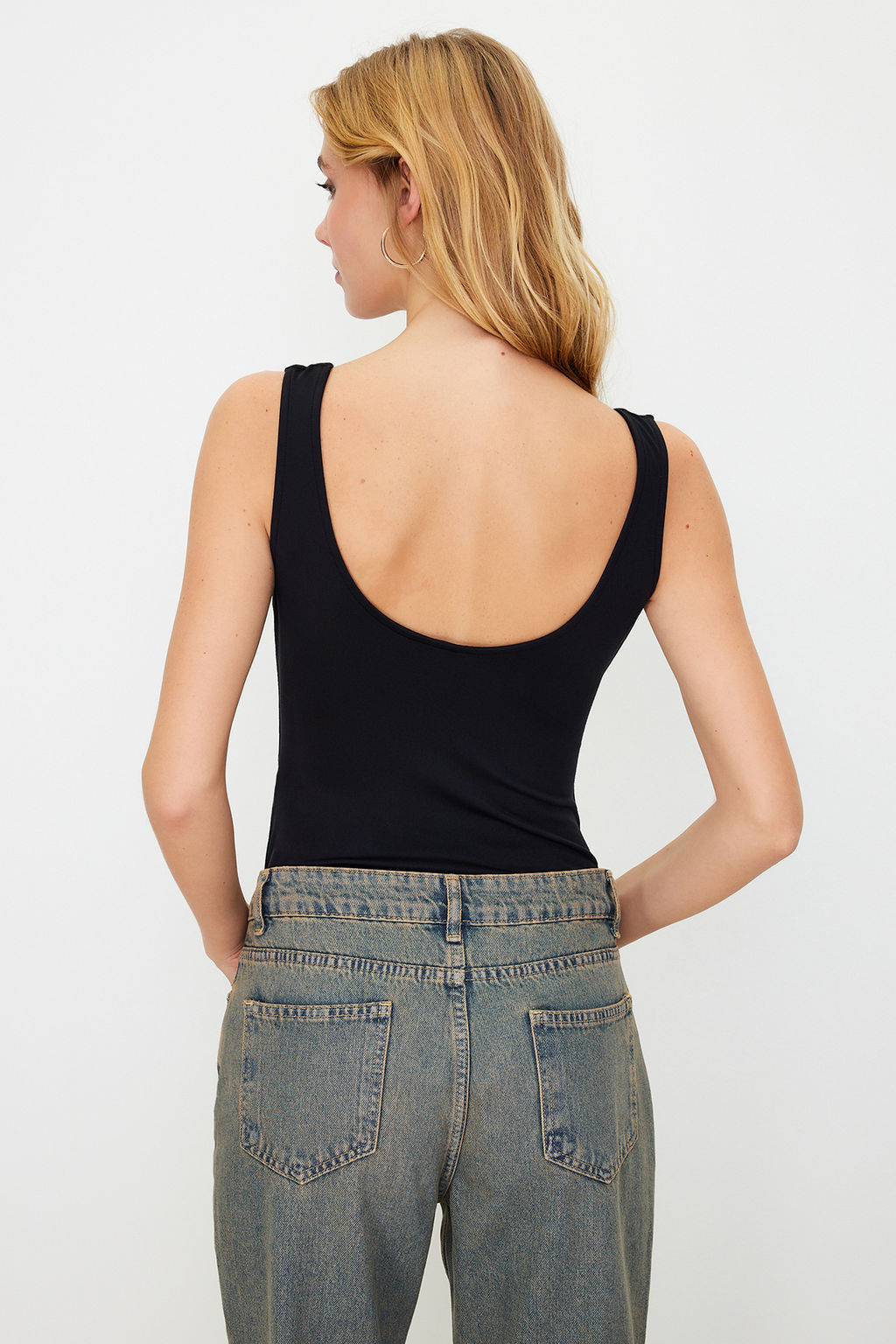 TRENDYOLMILLA Ekru Kare Yaka Fitted/Vucuda Oturan Soft Touch/Yumusak C?tc?tl? Esnek Orme Body TWOSS24BD00001  фото 6