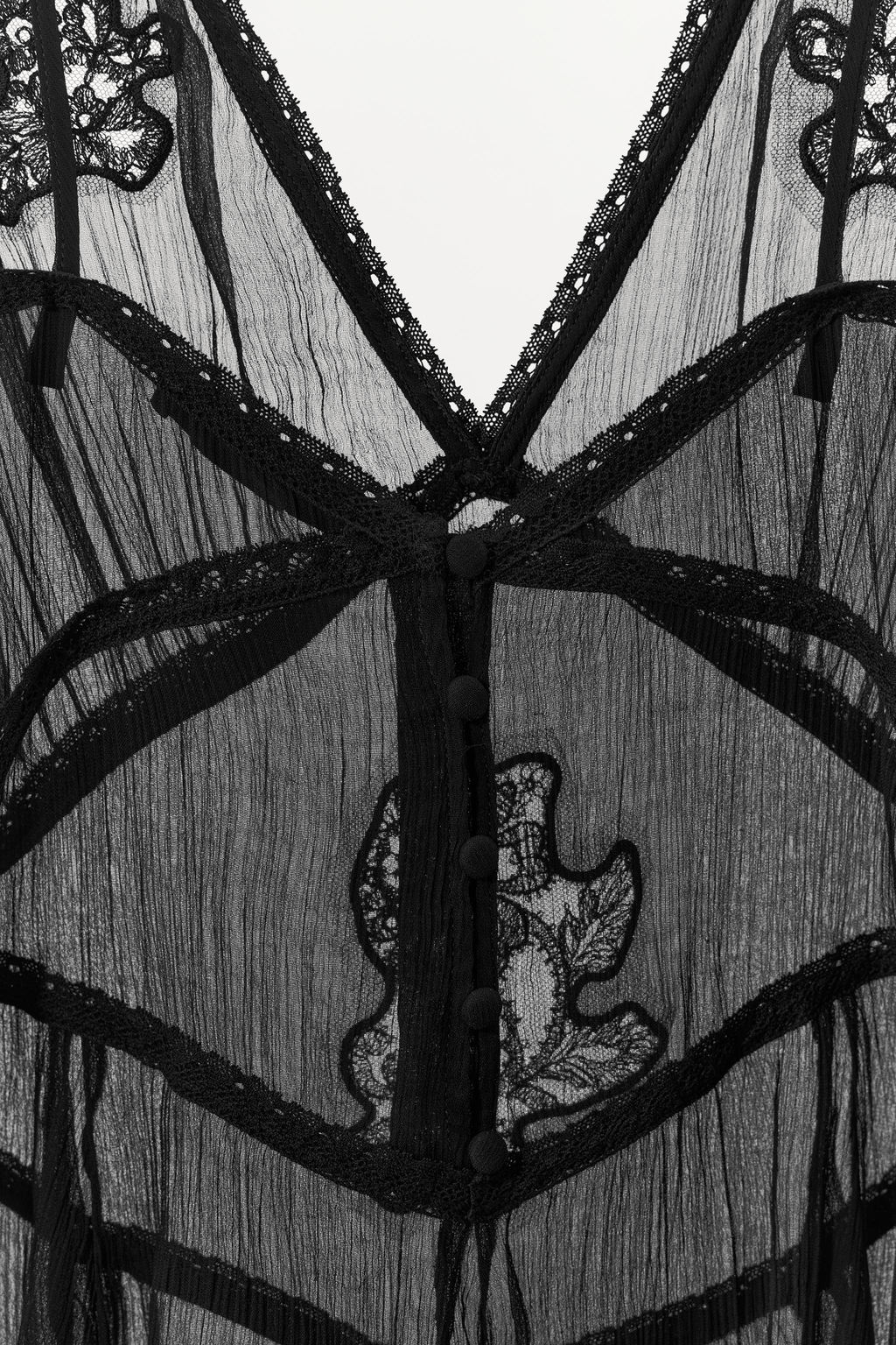 TOP GASA BORDADOS / Negro - Zara фото 6