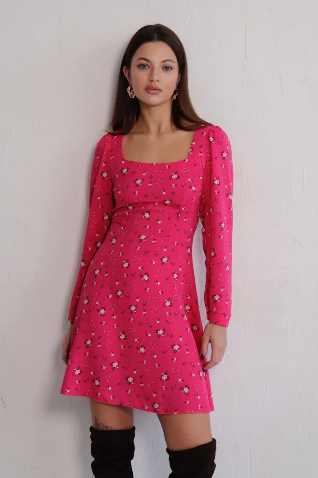 Платье с вырезом каре малиновое в цветок - Martichelli фото 4