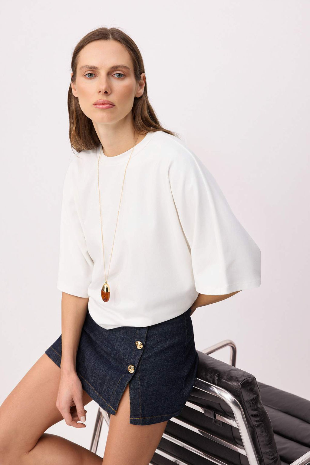 Ekru Oversize/Genis Kal?p Yarasa Kol K?sa Kollu Interlok Orme T-Shirt TWOSS26TS00143 - Trendyolmilla фото 2