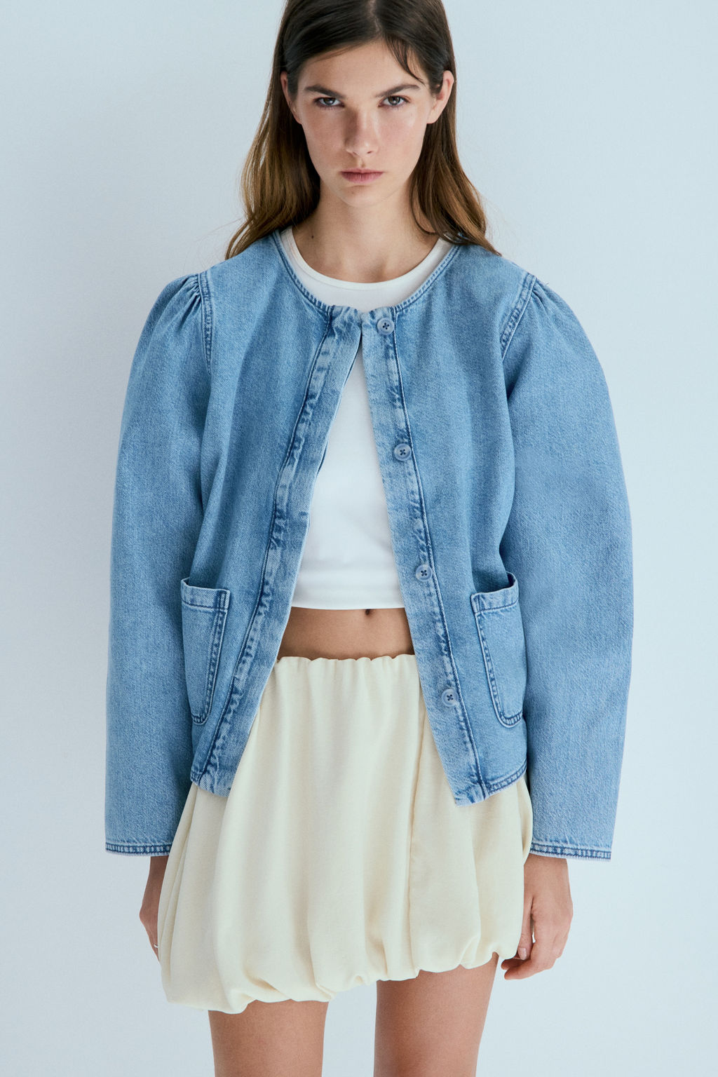 Chaqueta denim con mangas abullonadas - H&m фото 6