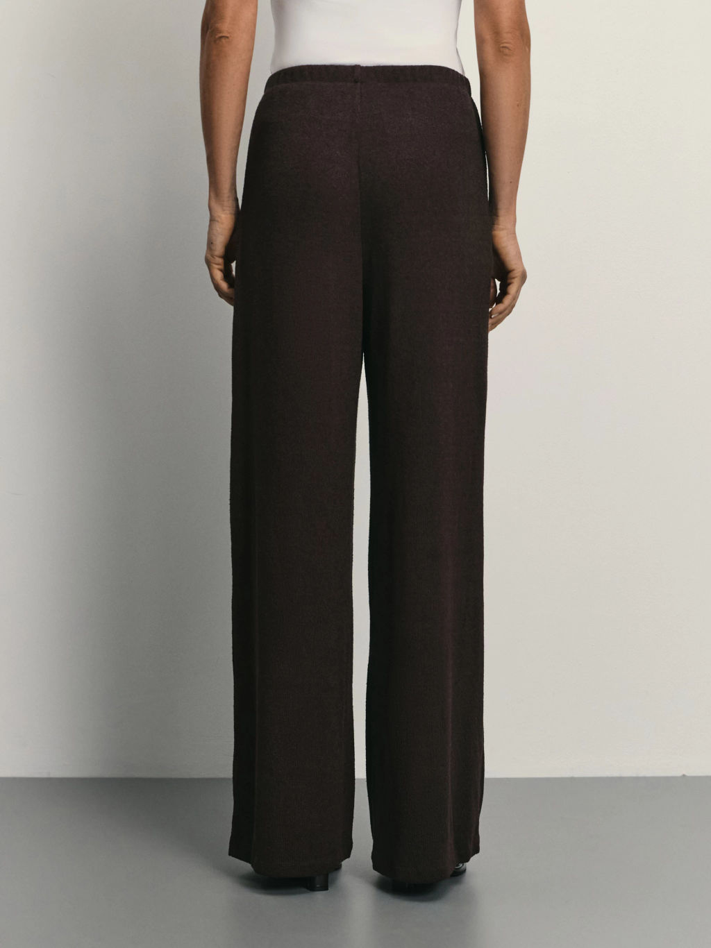 Широкие брюки из фактурной ткани / Zarina  фото 5