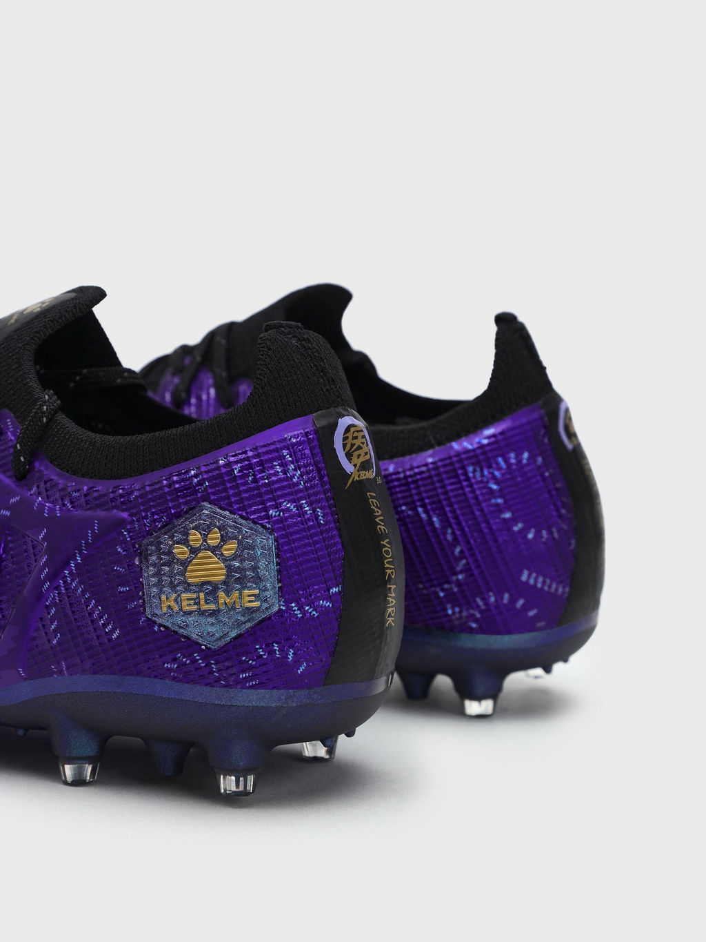 Бутсы KELME Mens Football Shoes (MG) Violet