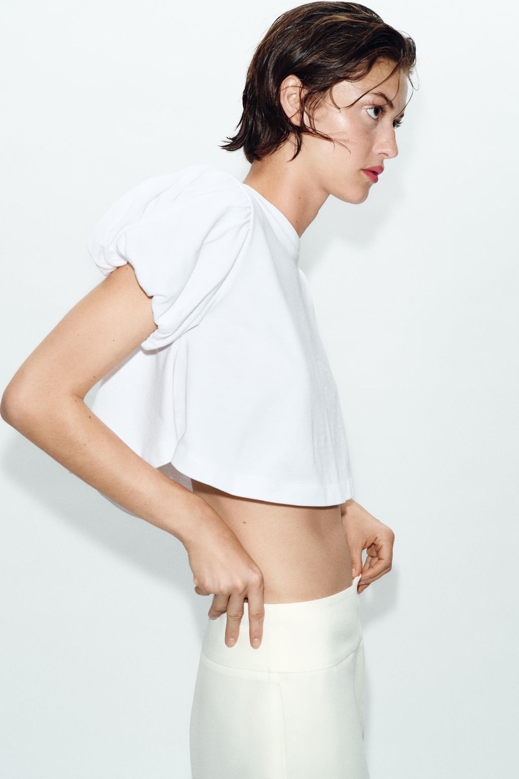 CAMISETA CROP MANGA VOLUMEN / Blanco - Zara фото 3