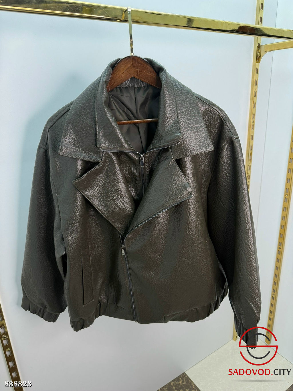 Куртка женская весенняя